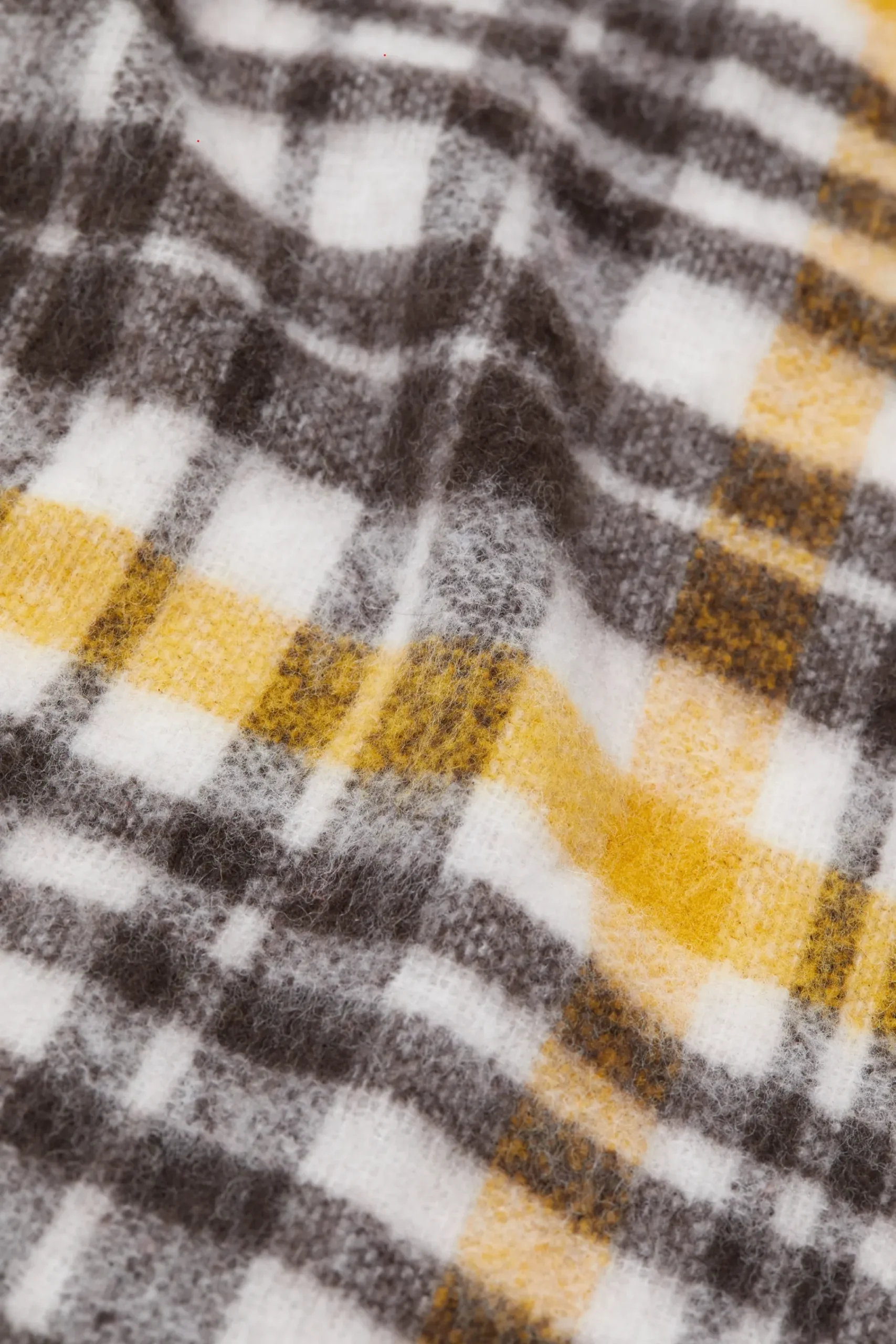 glencheckschal_aus_alpakamix_2.webp Closed Schals & Mützen*Glencheck-Schal aus Alpaka-Mix Irishcoffee