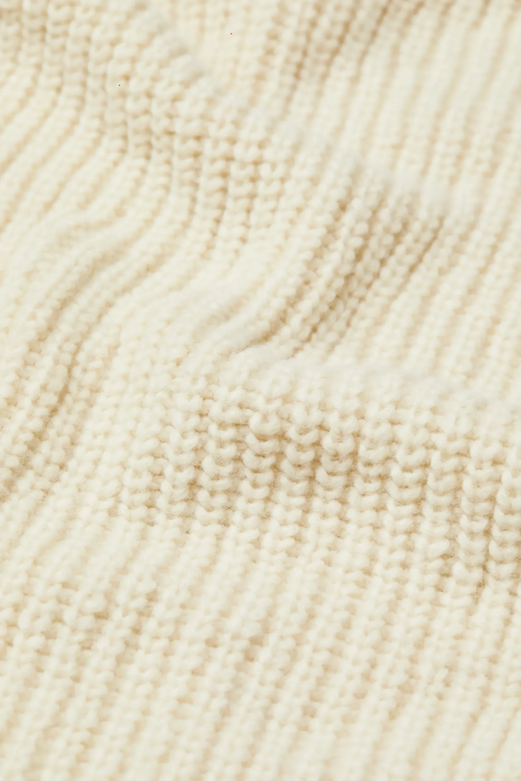 schal_aus_alpakamix_3.webp Closed Schals & Mützen*Schal aus Alpaka-Mix Ivory