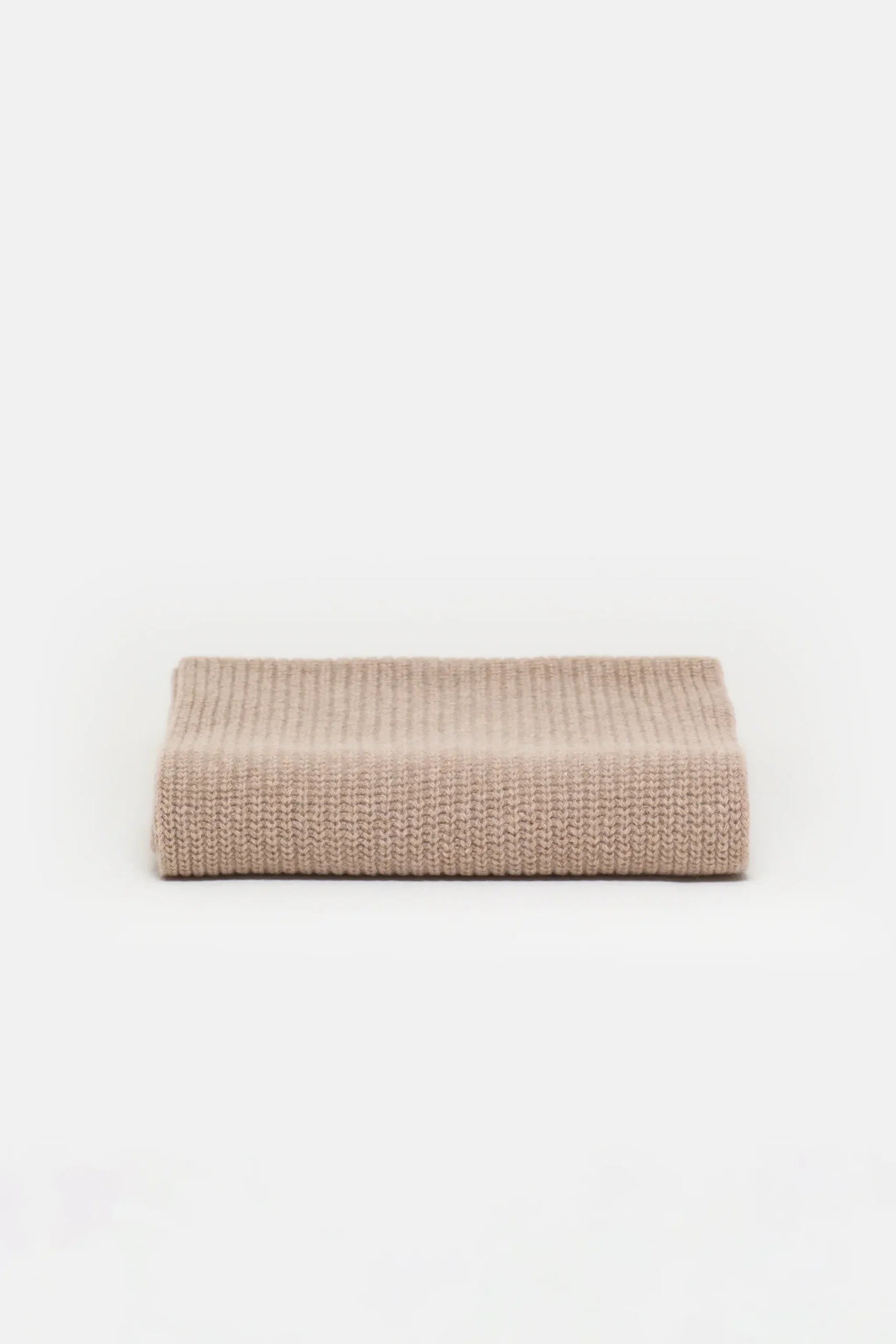 Closed Schals*Schal aus Wolle Cashewcream