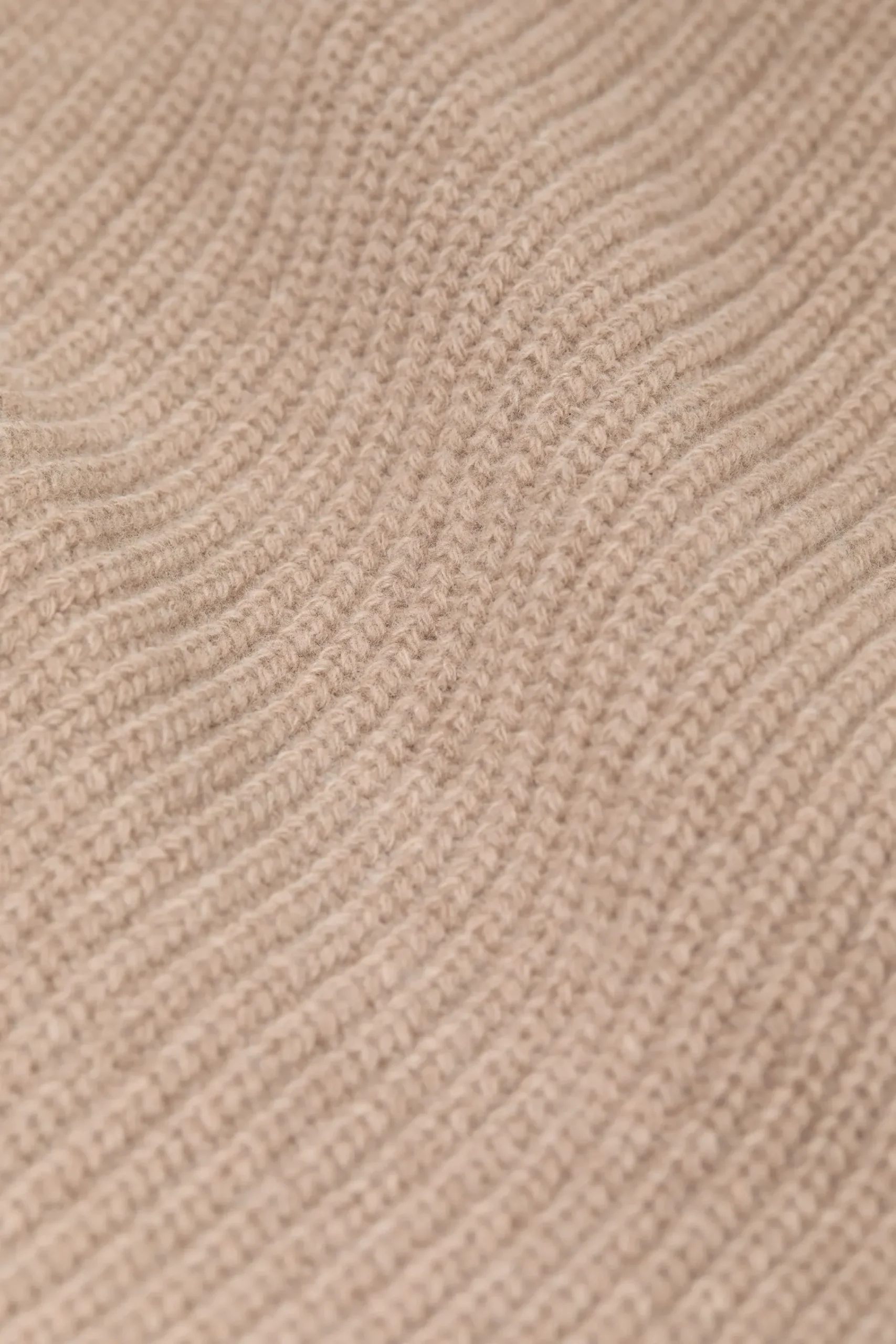 Closed Schals*Schal aus Wolle Cashewcream