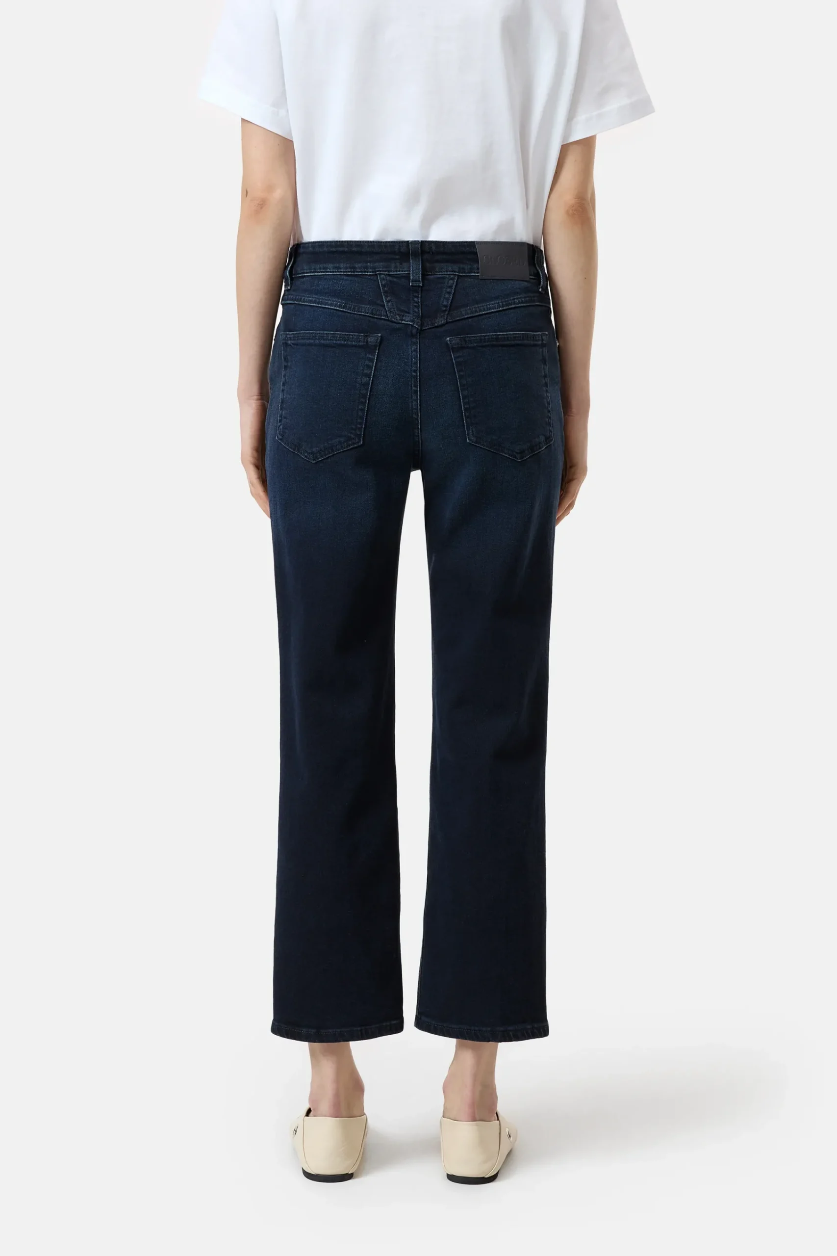 Closed Jeans | Straight Fit*Straight Jeans - Style Name Milo Blue/black