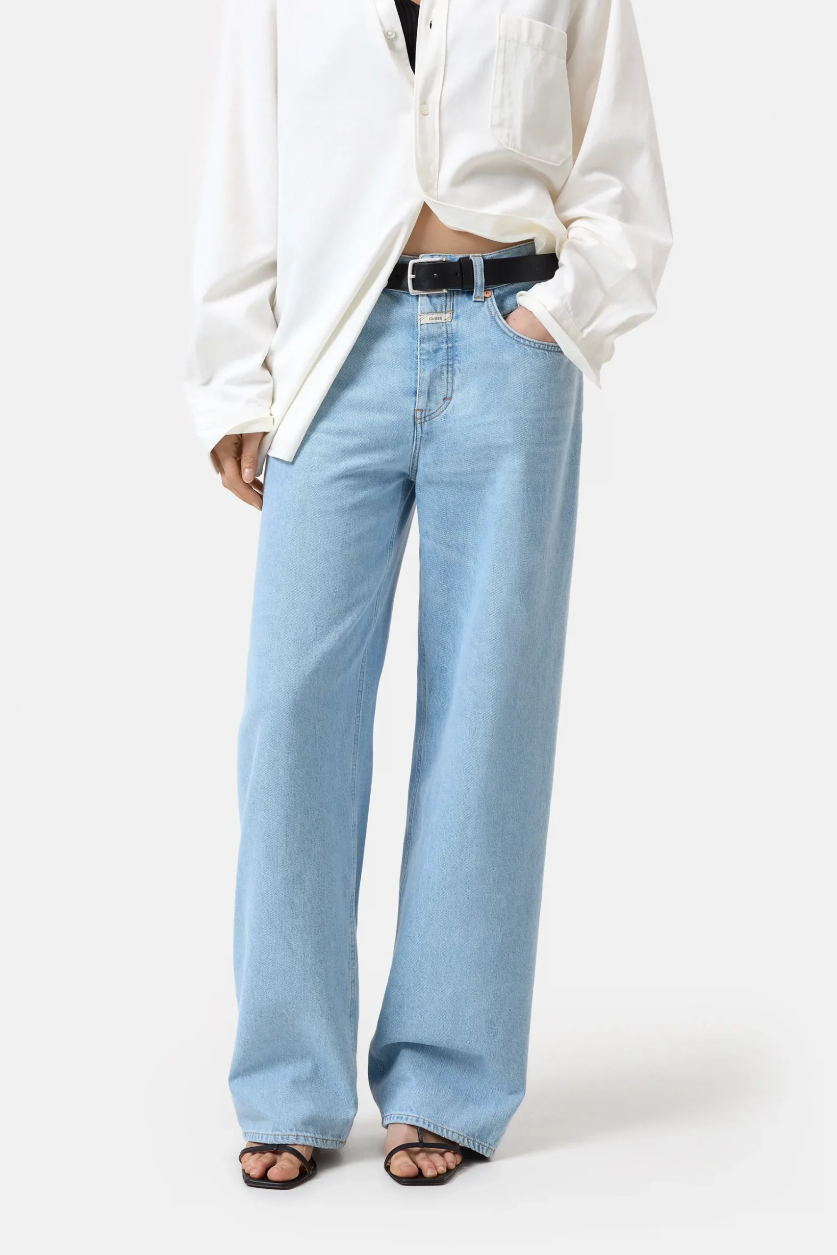 Closed Jeans | Wide Fit*Wide Jeans - Style Name Nikka Lightblue